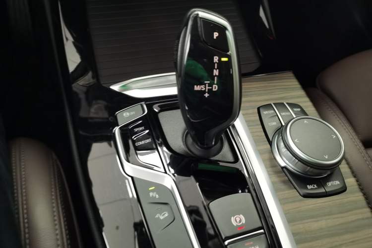 Used BMW X3 2020 xDrive28i M Sport Package Gear Lever