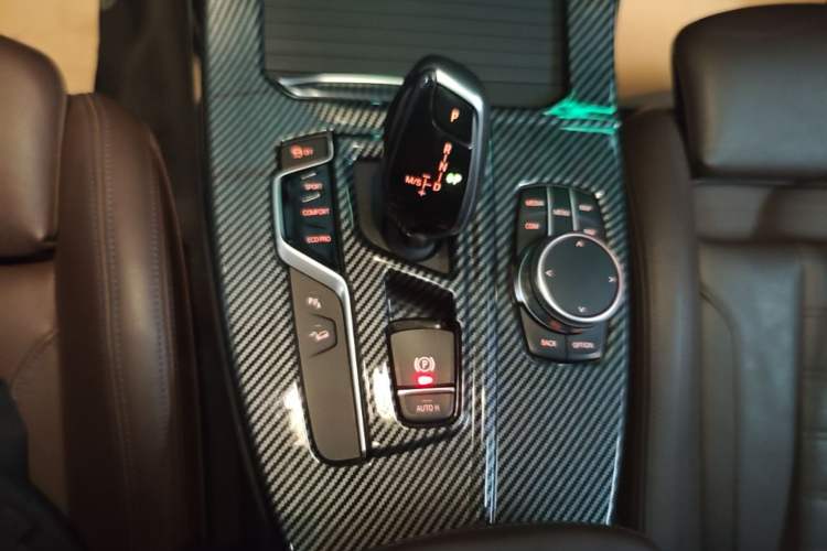 Used BMW X3 2020 xDrive28i Luxury Package Gear Lever