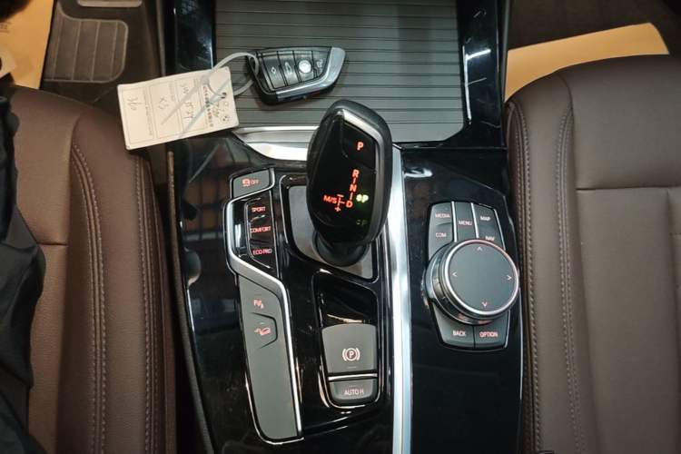 Used BMW X3 2020 xDrive25i M Sport Package Gear Lever