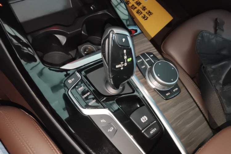 Used BMW X3 2020 xDrive28i M Sport Package Gear Lever