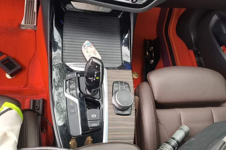 Used BMW X3 2020 xDrive28i Luxury Package Gear Lever