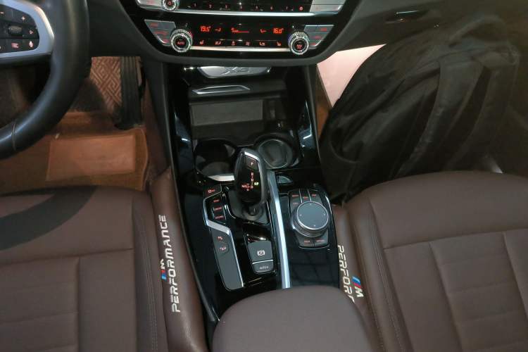 Used BMW X3 2020 xDrive25i M Sport Package Gear Lever