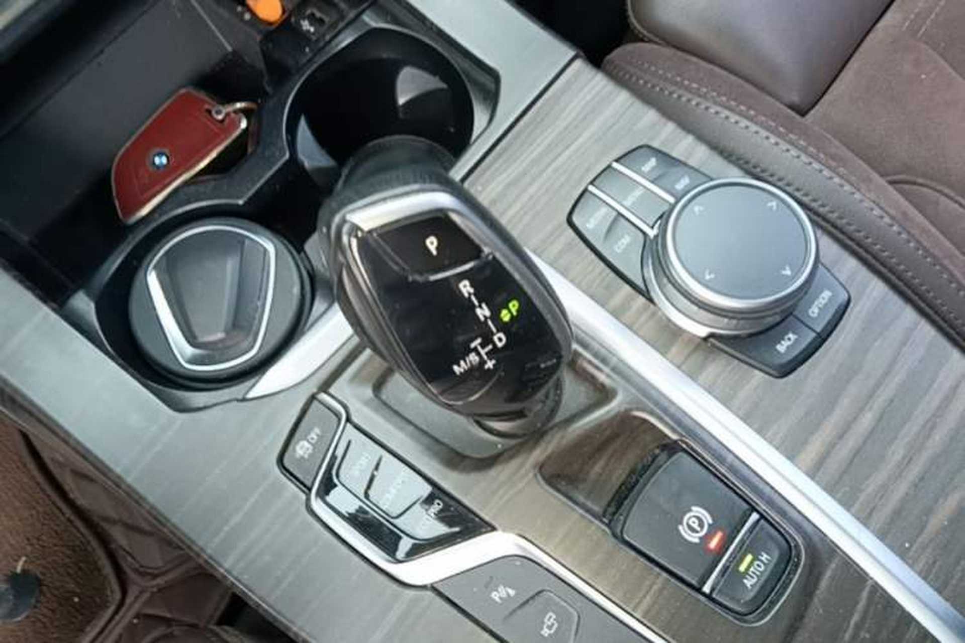 Used BMW X3 2020 xDrive28i Luxury Package Gear Lever