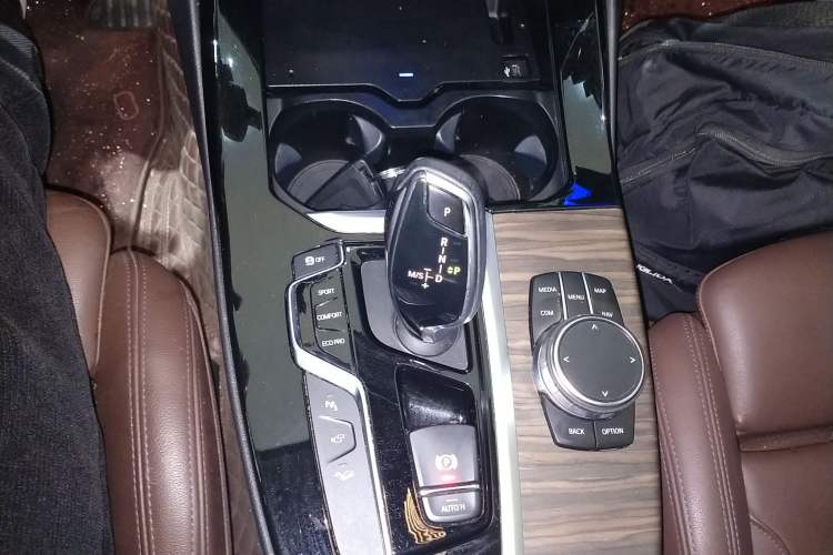Used BMW X3 2020 xDrive28i Luxury Package Gear Lever