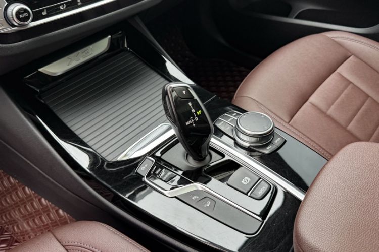 Used BMW X3 2020 xDrive25i M Sport Package Gear Lever