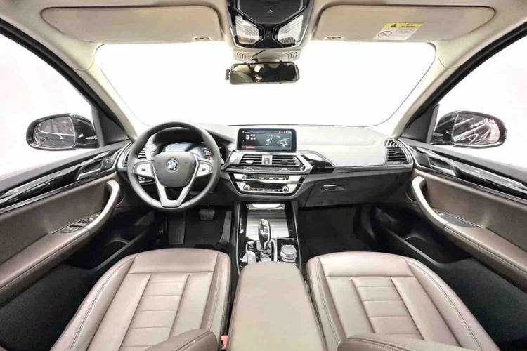 Used BMW X3 2020 xDrive25i Luxury Package Interior 1