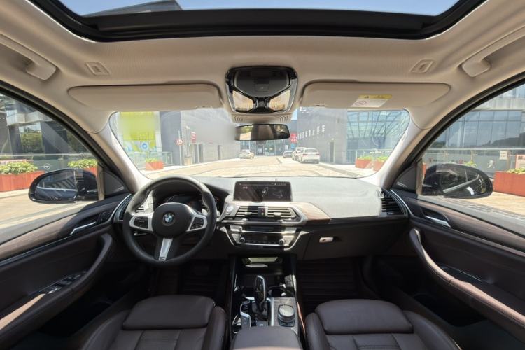 Used BMW X3 2020 xDrive28i M Sport Package Interior 11