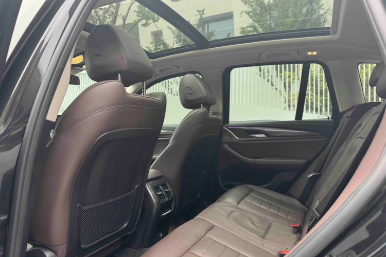 Used BMW X3 2020 xDrive28i M Sport Package Interior 11