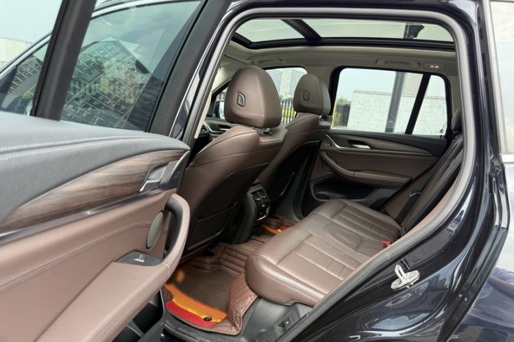 Used BMW X3 2020 xDrive28i M Sport Package Interior 11