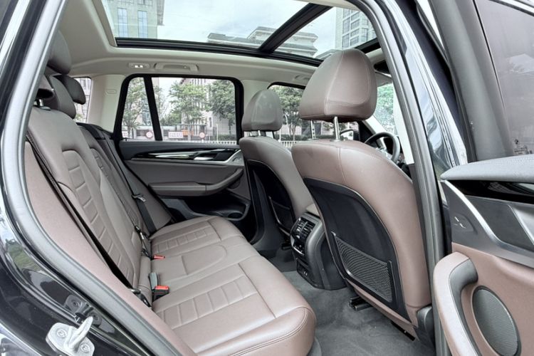 Used BMW X3 2020 xDrive25i M Sport Package Interior 2