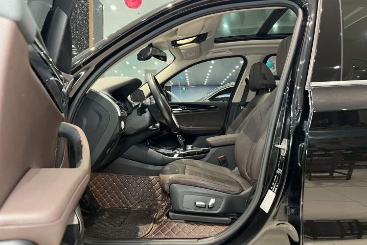 Used BMW X3 2020 xDrive25i M Sport Package Interior 2
