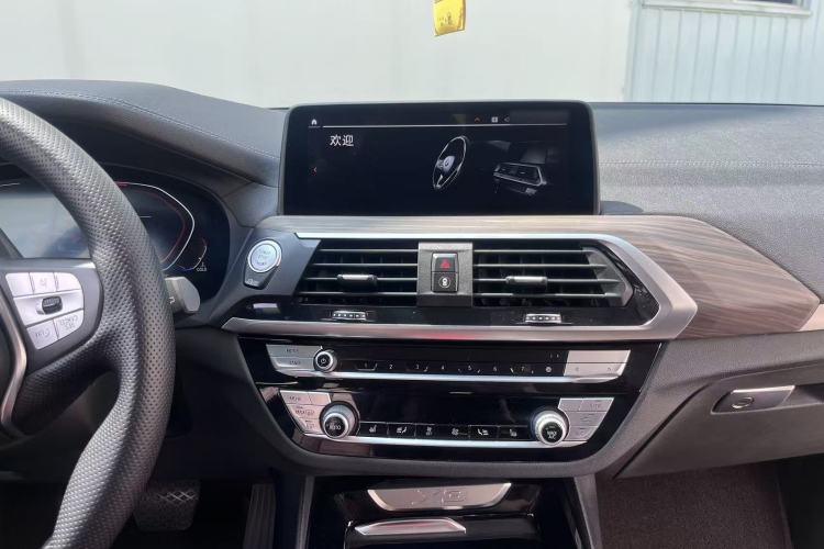 Used BMW X3 2020 xDrive28i Luxury Package Interior 2