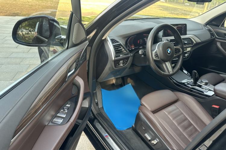 Used BMW X3 2020 xDrive28i M Sport Package Interior 3