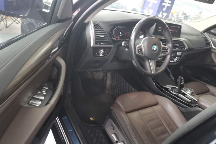 Used BMW X3 2020 xDrive28i M Sport Package Interior 3
