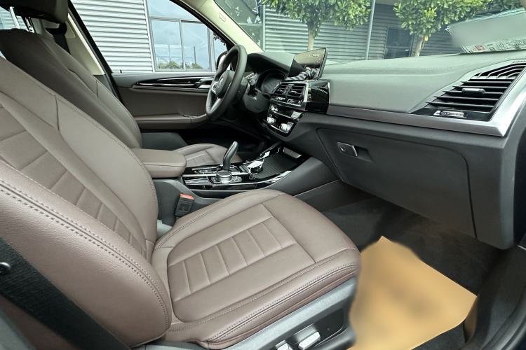 Used BMW X3 2020 xDrive25i M Sport Package Interior 3