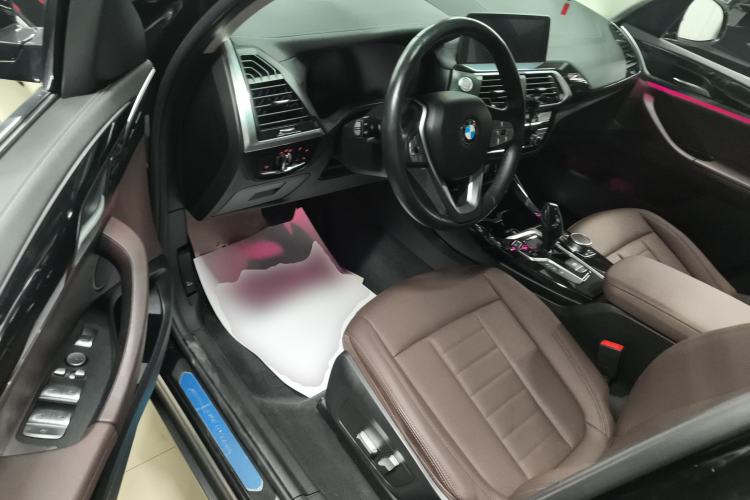 Used BMW X3 2020 xDrive25i Luxury Package Interior 3