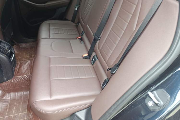 Used BMW X3 2020 xDrive25i M Sport Package Interior 4