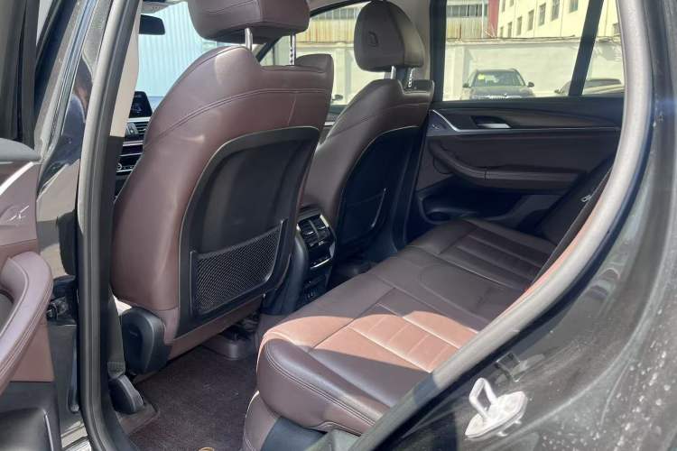 Used BMW X3 2020 xDrive28i Luxury Package Interior 4