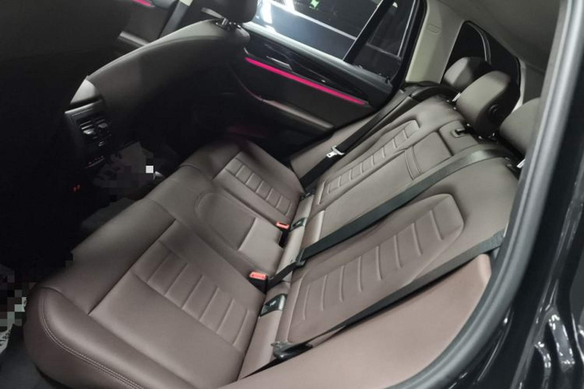 Used BMW X3 2020 xDrive25i Luxury Package Interior 4