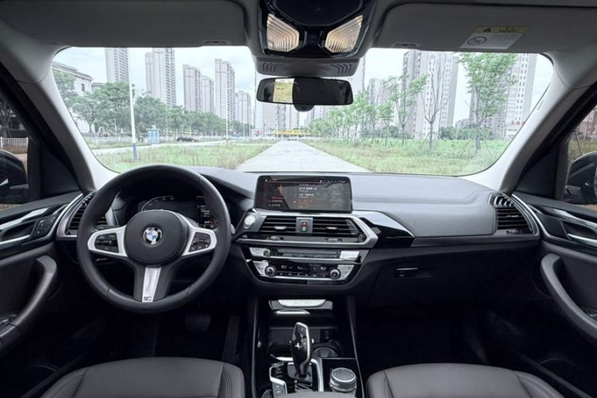Used BMW X3 2020 xDrive25i M Sport Package Interior 5