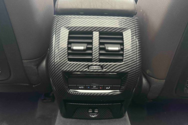 Used BMW X3 2020 xDrive28i M Sport Package Interior 6