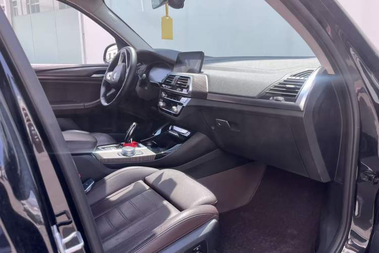 Used BMW X3 2020 xDrive28i Luxury Package Interior 6