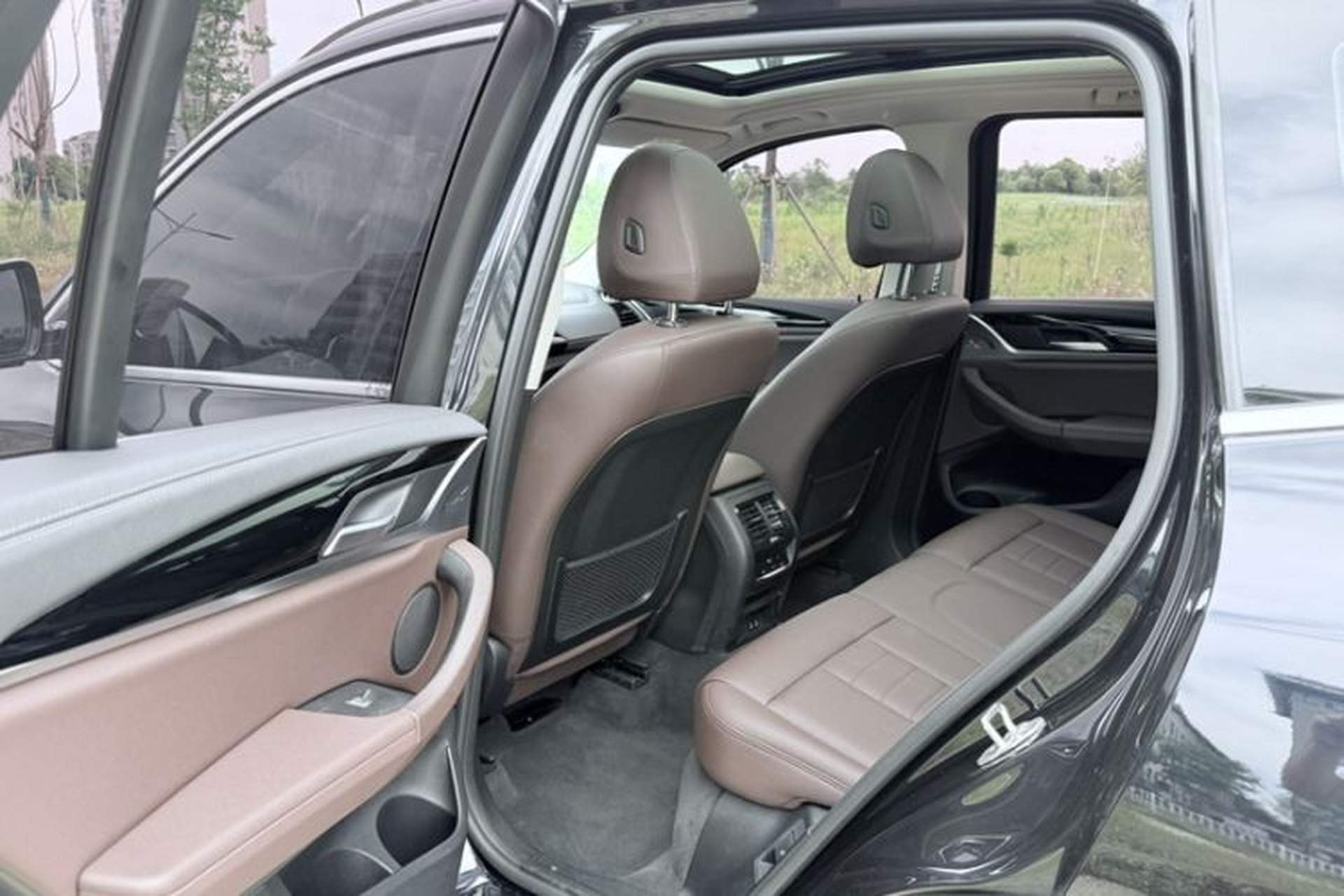 Used BMW X3 2020 xDrive25i M Sport Package Interior 7
