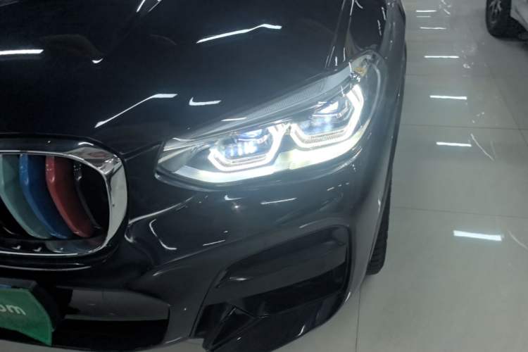 Used BMW X3 2020 xDrive30i Luxury Model with M Sport Package Left Front Headlight