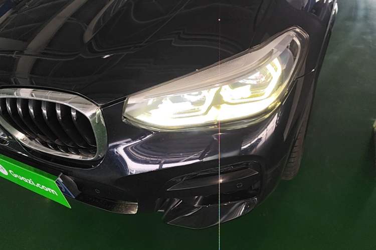 Used BMW X3 2020 xDrive30i Luxury Model with M Sport Package Left Front Headlight