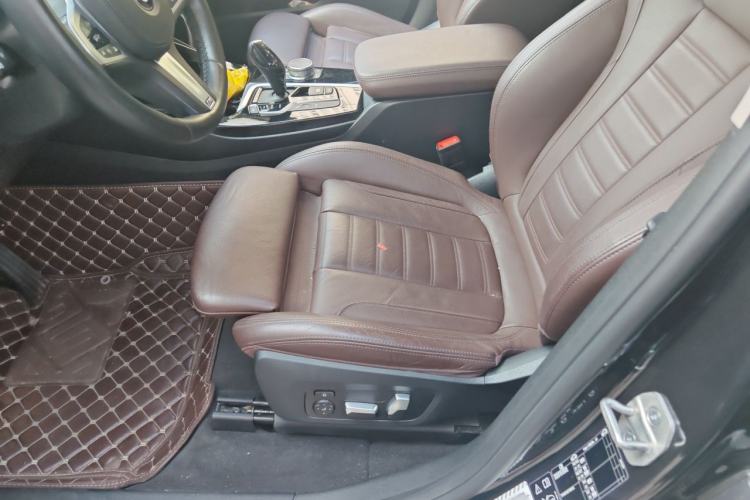 Used BMW X3 2020 xDrive30i Luxury Model with M Sport Package Left Front Seat