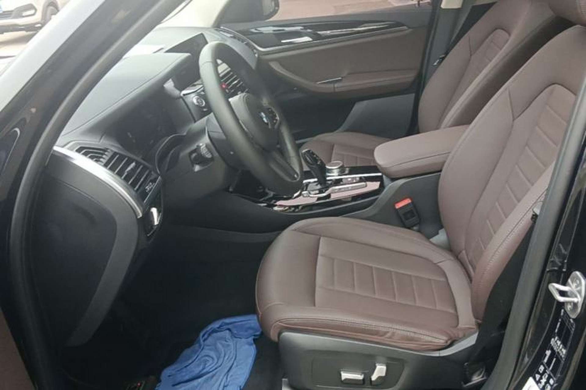 Used BMW X3 2020 xDrive25i M Sport Package Left Front Seat