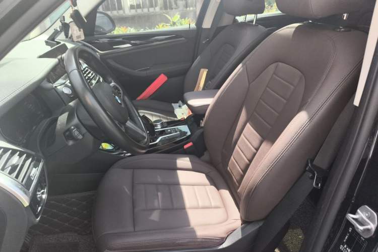 Used BMW X3 2020 xDrive25i M Sport Package Left Front Seat