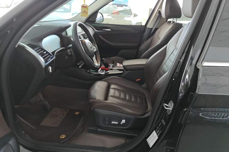 Used BMW X3 2020 xDrive28i Luxury Package Left Front Seat