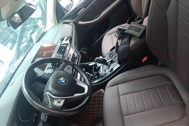 Used BMW X3 2020 xDrive25i Luxury Package Left Front Seat