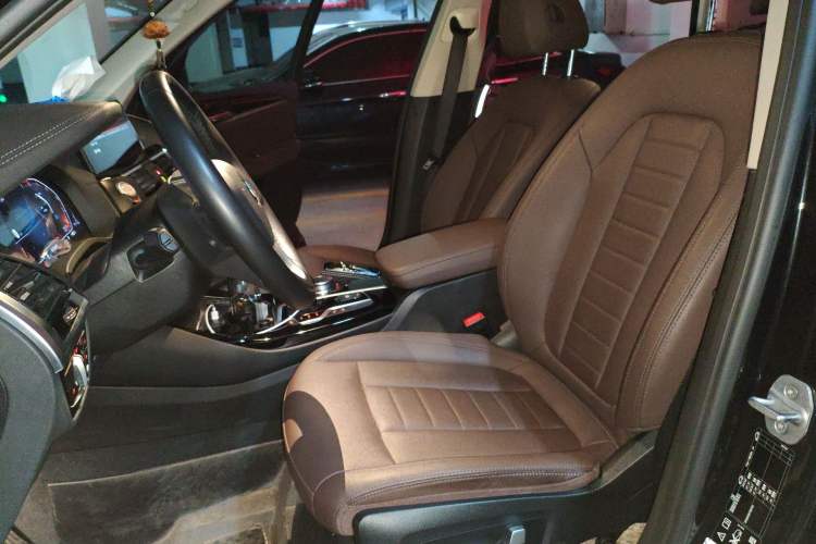 Used BMW X3 2020 xDrive25i Luxury Package Left Front Seat
