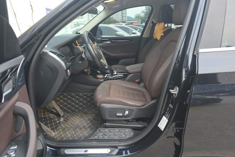 Used BMW X3 2020 xDrive25i M Sport Package Left Front Seat