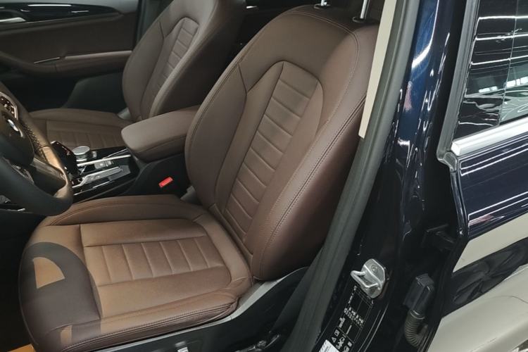 Used BMW X3 2020 xDrive25i M Sport Package Left Front Seat