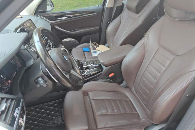Used BMW X3 2020 xDrive30i Luxury Model with M Sport Package Left Front Seat
