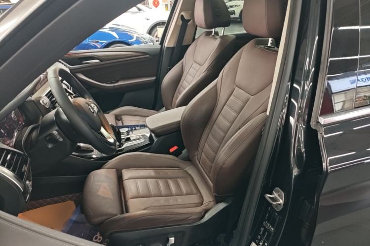 Used BMW X3 2020 xDrive28i Luxury Package Left Front Seat