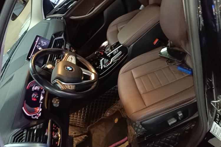 Used BMW X3 2020 xDrive25i Luxury Package Left Front Seat