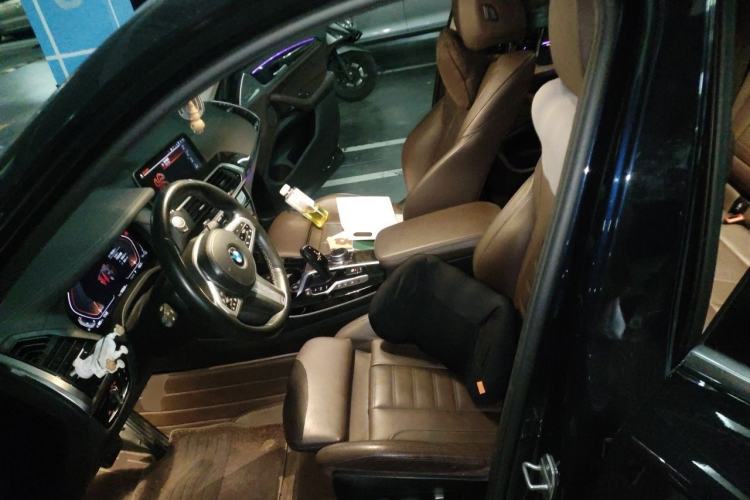 Used BMW X3 2020 xDrive30i Luxury Model with M Sport Package Left Front Seat