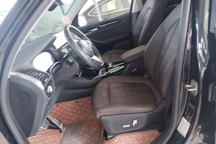 Used BMW X3 2020 xDrive25i M Sport Package Left Front Seat
