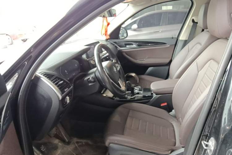 Used BMW X3 2020 xDrive25i Luxury Package Left Front Seat