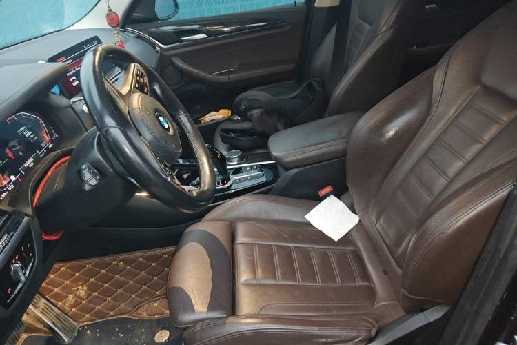 Used BMW X3 2020 xDrive30i Luxury Model with M Sport Package Left Front Seat