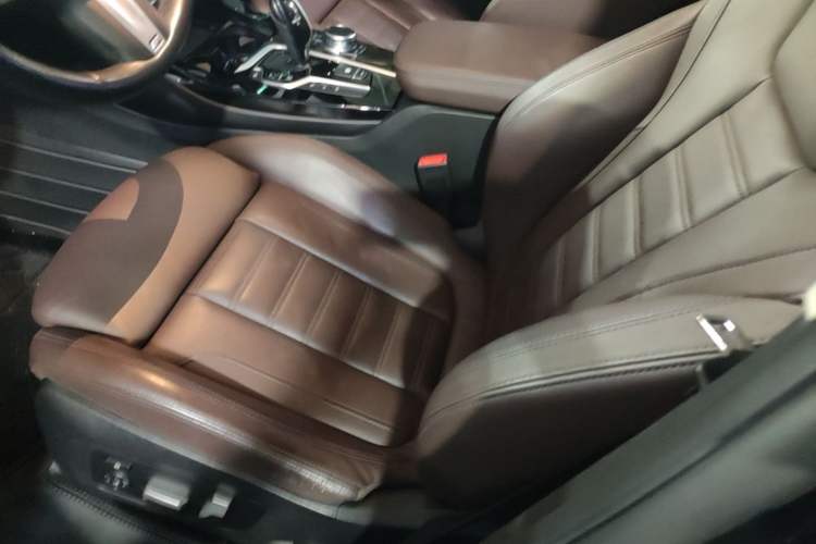 Used BMW X3 2020 xDrive30i Luxury Model with M Sport Package Left Front Seat