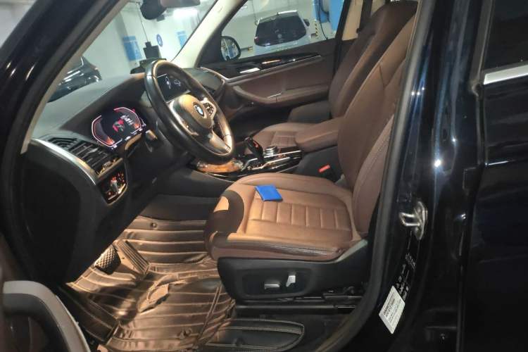 Used BMW X3 2020 xDrive25i M Sport Package Left Front Seat