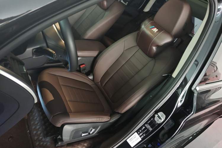 Used BMW X3 2020 xDrive25i M Sport Package Left Front Seat