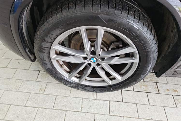 Used BMW X3 2020 xDrive25i M Sport Package Left Front Wheel Hub
