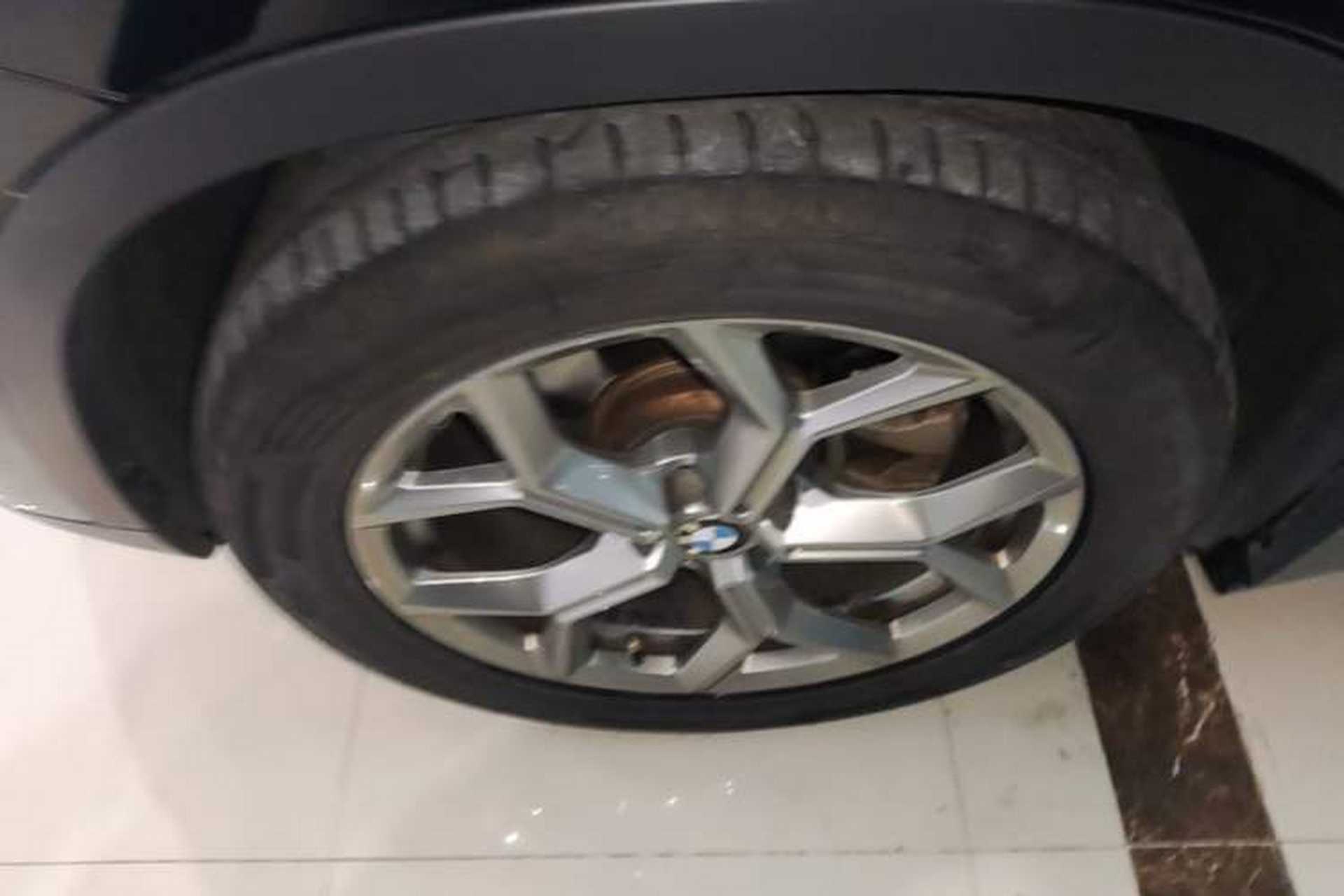 Used BMW X3 2020 xDrive28i Luxury Package Left Front Wheel Hub