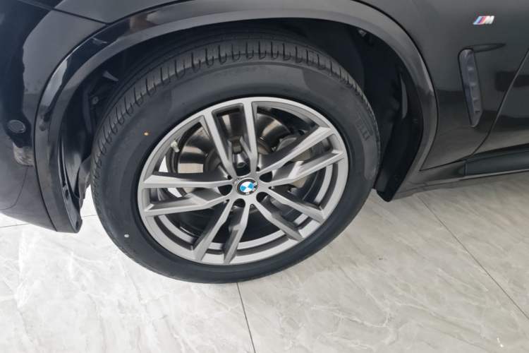 Used BMW X3 2020 xDrive28i M Sport Package Left Front Wheel Hub